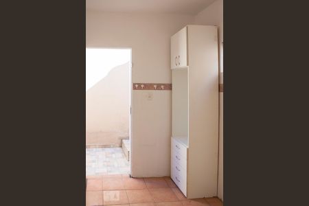 Casa à venda com 200m², 3 quartos e 1 vagaLavanderia