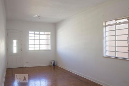 Casa à venda com 200m², 3 quartos e 1 vagaQuarto