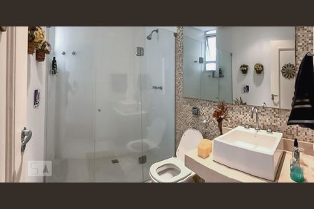 Banheiro de apartamento para alugar com 4 quartos, 200m² em Flamengo, Rio de Janeiro