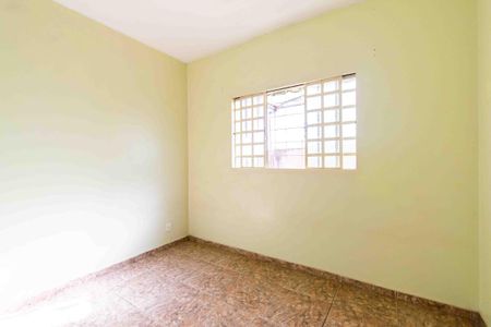 Casa para alugar com 80m², 2 quartos e sem vaga Casa para alugar com 80m², 2 quartos e sem vagaQuarto
