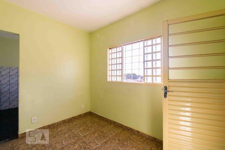 Casa para alugar com 80m², 2 quartos e sem vaga Casa para alugar com 80m², 2 quartos e sem vagaSala