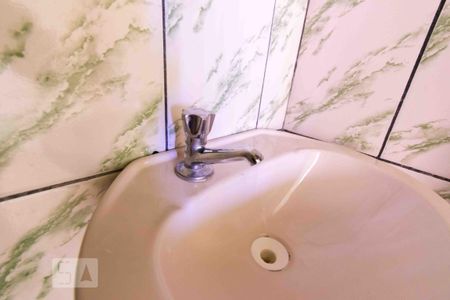 Casa para alugar com 80m², 2 quartos e sem vaga Casa para alugar com 80m², 2 quartos e sem vagaPia do Banheiro