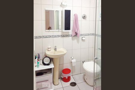 Banheiro  de apartamento para alugar com 1 quarto, 40m² em Bela Vista, São Paulo