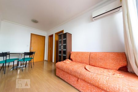 Sala de apartamento para alugar com 1 quarto, 38m² em Jardim Botânico, Porto Alegre