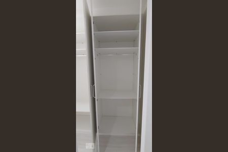 Apartamento à venda com 58m², 1 quarto e 2 vagasDetalhe Armário