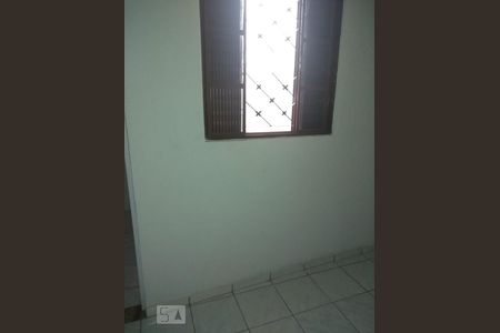 Quarto 1 de casa para alugar com 1 quarto, 30m² em Jardim Carlu, São Paulo