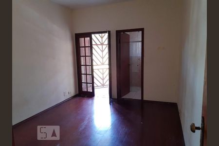 Quarto de casa à venda com 3 quartos, 120m² em Jardim Pinheiros, São Paulo