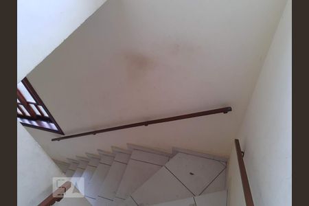 Escada de casa à venda com 3 quartos, 120m² em Jardim Pinheiros, São Paulo