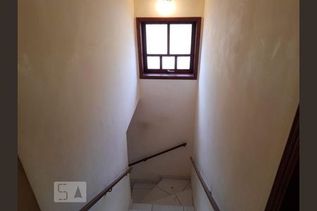 Escada de casa à venda com 3 quartos, 120m² em Jardim Pinheiros, São Paulo