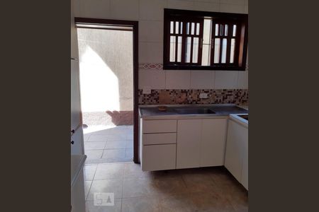 Casa à venda com 120m², 3 quartos e 2 vagasCozinha