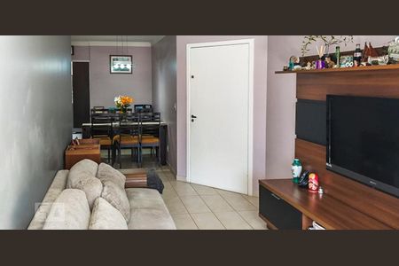 Sala de Estar de apartamento para alugar com 3 quartos, 80m² em Vila Gumercindo, São Paulo