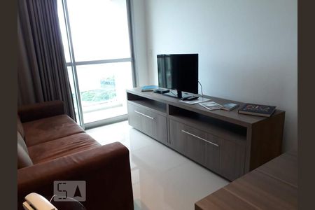 Sala de apartamento para alugar com 1 quarto, 40m² em Jacarepaguá, Rio de Janeiro