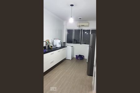 Cozinha de apartamento à venda com 2 quartos, 135m² em Rudge Ramos, São Bernardo do Campo