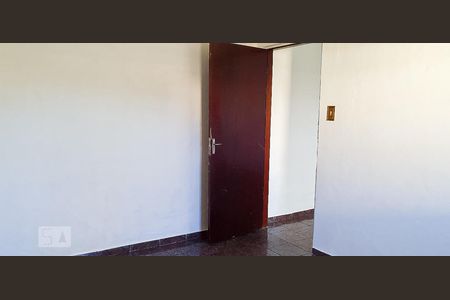 Quarto de casa para alugar com 1 quarto, 90m² em Vila Nilo, São Paulo