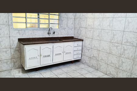 Cozinha de casa para alugar com 1 quarto, 90m² em Vila Nilo, São Paulo