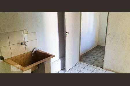 Área de Serviço de casa para alugar com 1 quarto, 90m² em Vila Nilo, São Paulo