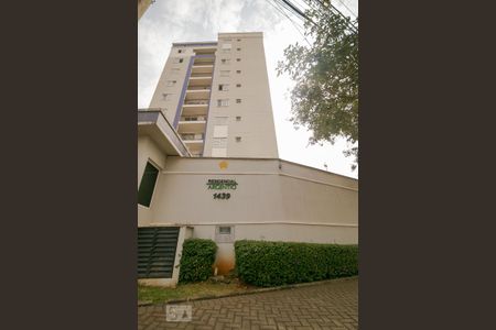 Apartamento para alugar com 60m², 2 quartos e 1 vagaFachada