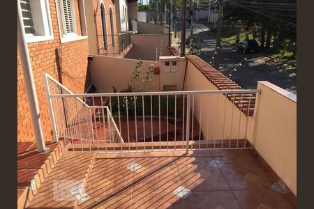 Fachada da casa de casa à venda com 2 quartos, 120m² em Jardim São Gabriel, Campinas