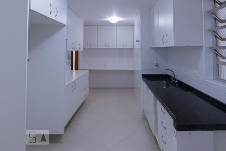 Apartamento para alugar com 107m², 2 quartos e 1 vagaCozinha