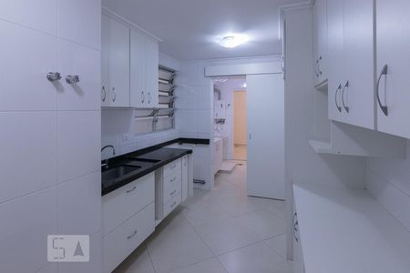 Apartamento para alugar com 107m², 2 quartos e 1 vagaCozinha