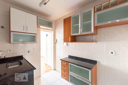 Cozinha de apartamento à venda com 2 quartos, 60m² em Santa Rosa, Niterói