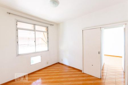 Quarto 1 de apartamento à venda com 2 quartos, 60m² em Santa Rosa, Niterói