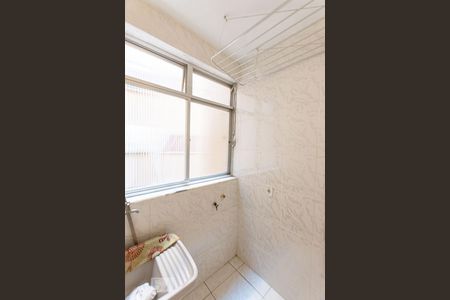 Apartamento à venda com 60m², 2 quartos e 1 vagaÁrea de Serviço
