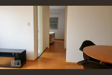 Corredor de apartamento para alugar com 2 quartos, 70m² em Vila Leopoldina, São Paulo