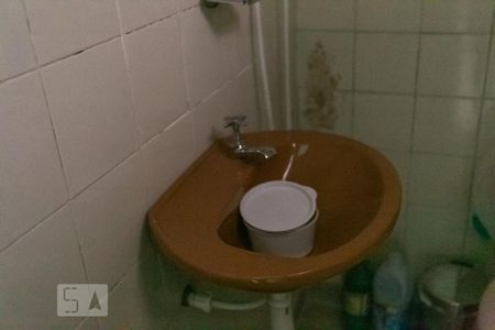 Apartamento para alugar com 150m², 2 quartos e sem vagaBanheiro - Torneira