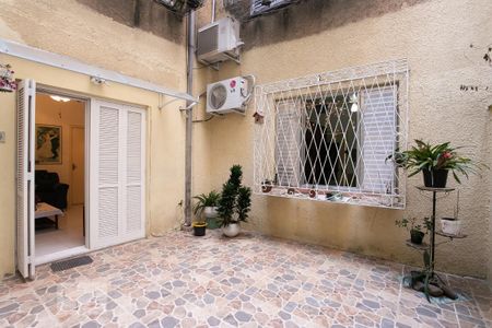 Apartamento para alugar com 150m², 2 quartos e sem vagaVaranda