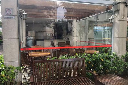 Apartamento à venda com 72m², 3 quartos e sem vagaÁrea comum