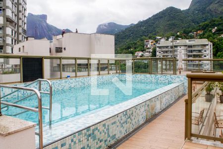 Apartamento à venda com 88m², 2 quartos e 1 vagaÁrea comum - Piscina