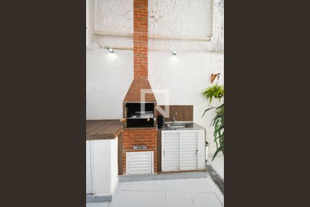 Casa à venda com 380m², 5 quartos e 4 vagas Casa à venda com 380m², 5 quartos e 4 vagasÁrea externa