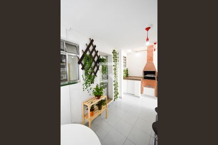 Casa à venda com 380m², 5 quartos e 4 vagas Casa à venda com 380m², 5 quartos e 4 vagasÁrea externa