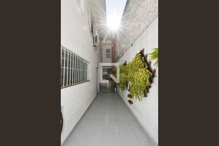 Casa à venda com 380m², 5 quartos e 4 vagas Casa à venda com 380m², 5 quartos e 4 vagasÁrea externa