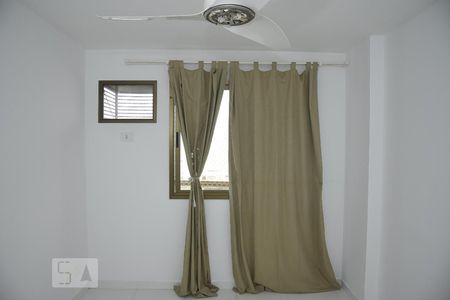 Quarto 2 de apartamento para alugar com 2 quartos, 68m² em Jacarepaguá, Rio de Janeiro