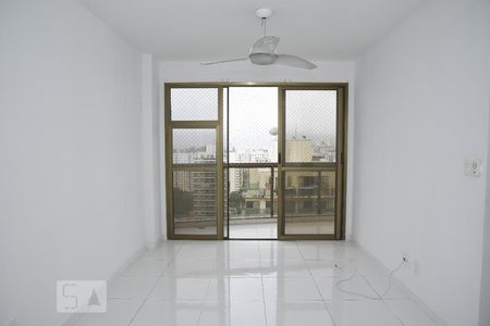 Sala de apartamento para alugar com 2 quartos, 68m² em Jacarepaguá, Rio de Janeiro