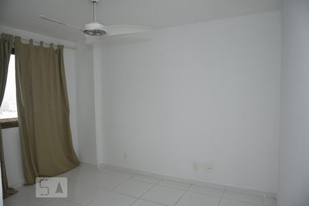 Quarto 2 de apartamento para alugar com 2 quartos, 68m² em Jacarepaguá, Rio de Janeiro