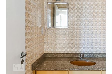 Banheiro de apartamento para alugar com 2 quartos, 81m² em Moema, São Paulo