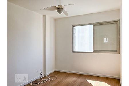 Suíte de apartamento para alugar com 2 quartos, 81m² em Moema, São Paulo
