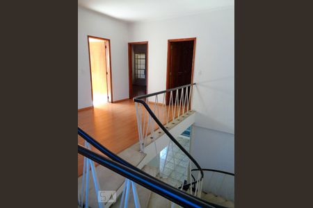 Casa à venda com 240m², 3 quartos e 8 vagas Casa à venda com 240m², 3 quartos e 8 vagasHall do Quartos