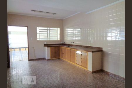 Cozinha de casa à venda com 3 quartos, 240m² em Água Branca, São Paulo