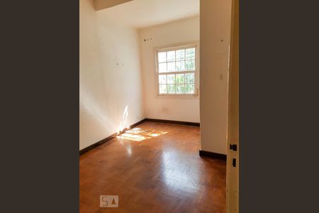 Quarto 1 de casa para alugar com 2 quartos, 60m² em Jardim das Bandeiras, São Paulo