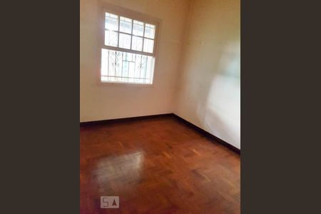 Quarto 2 de casa para alugar com 2 quartos, 60m² em Jardim das Bandeiras, São Paulo