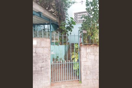 Casa para alugar com 60m², 2 quartos e 1 vagaFachada