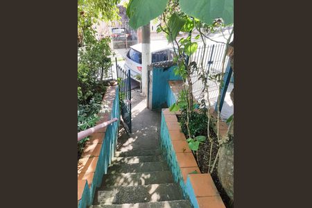 Entrada de casa para alugar com 2 quartos, 60m² em Jardim das Bandeiras, São Paulo