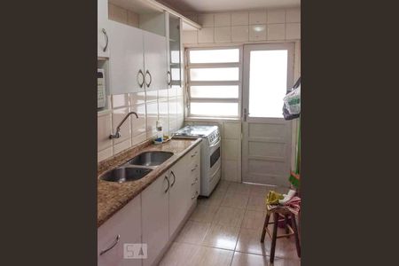 Apartamento à venda com 47m², 1 quarto e sem vagaCozinha