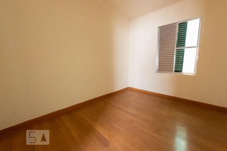 Casa à venda com 156m², 2 quartos e 2 vagas Casa à venda com 156m², 2 quartos e 2 vagasQuarto 2