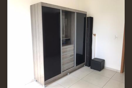Apartamento para alugar com 64m², 2 quartos e 2 vagas Apartamento para alugar com 64m², 2 quartos e 2 vagasQuarto