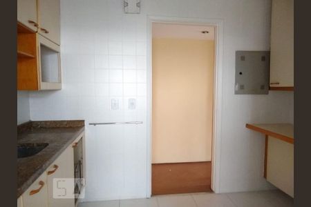 Apartamento à venda com 75m², 3 quartos e sem vaga Apartamento à venda com 75m², 3 quartos e sem vagaCozinha